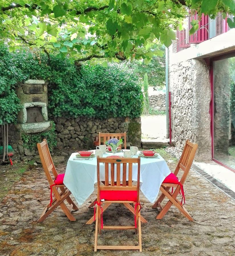 Casa Do Cruzeiro Guest House Paredes de Coura Exterior photo